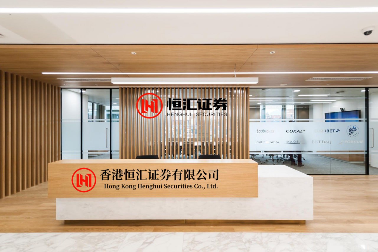 富豪配资 价格大跳水，接近“腰斩”！网友：“2000多元凭空蒸发”